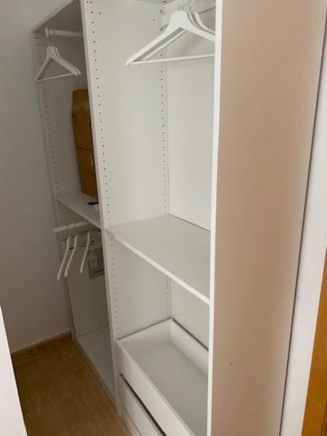 Single Room In My Apartment At The Beach Valência Exterior foto